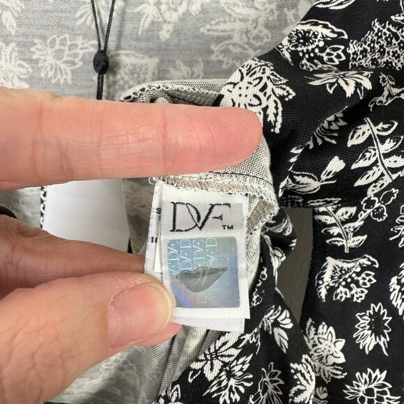 Diane von Furstenberg DVF NWT Riviera Silk Knit Black Floral Skirt Wrap Dress - Picture 10 of 12